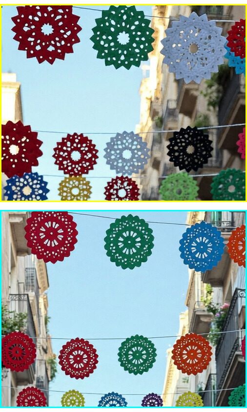 Dos recortes de la misma zona de dos fotografías: hileras de adornos redondos y calados de colores colgados sobre una calle estrecha. Arriba, los adornos tienen los bordes rectos y dentados y el color plano. Abajo, los mismos adornos tienen los bordes ondulados y relieve de puntadas.